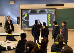 正在糊口的实正在情境中思虑、处理问题”